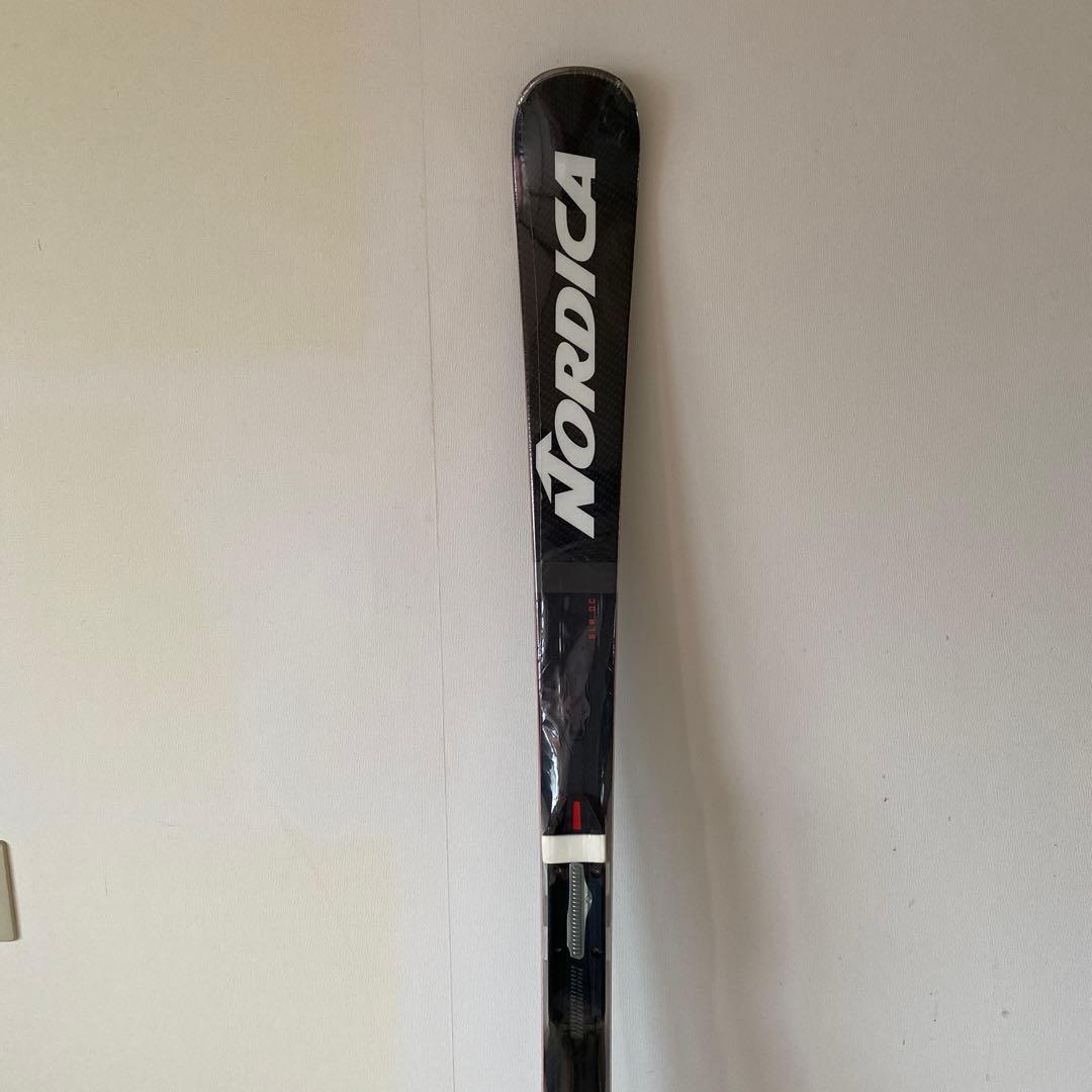 Nordica スキー板 ブラック レッド