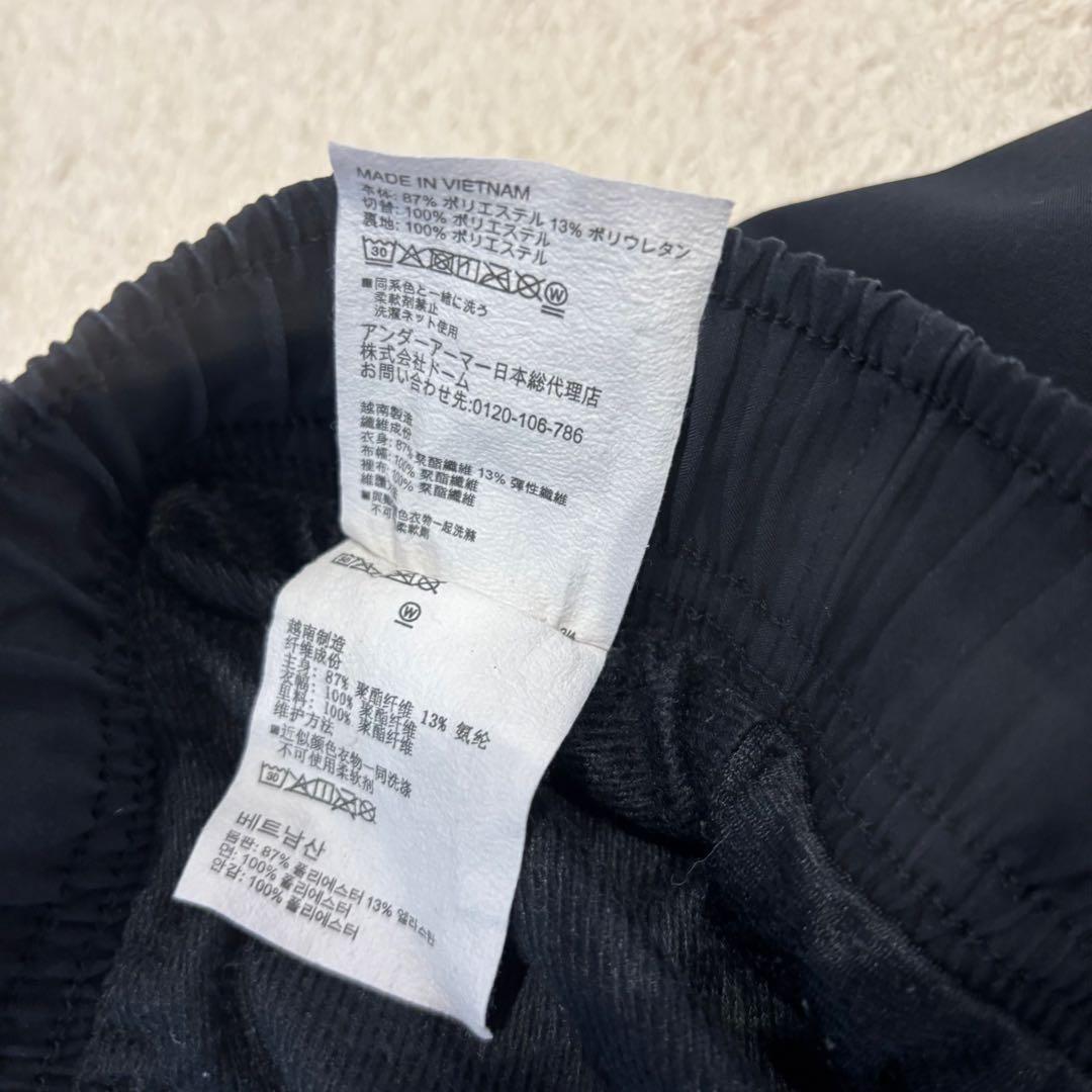 UNDER ARMOUR フード付きジャケット×パンツ　セットアップ