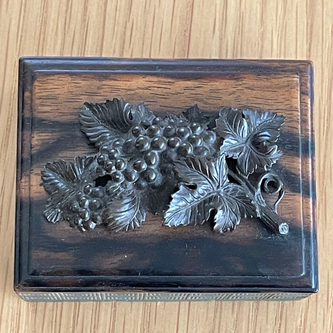 《骨董》細工の綺麗な 丹渓石　小箱★入れ物★黒柿★桐箱付 唐物 骨董