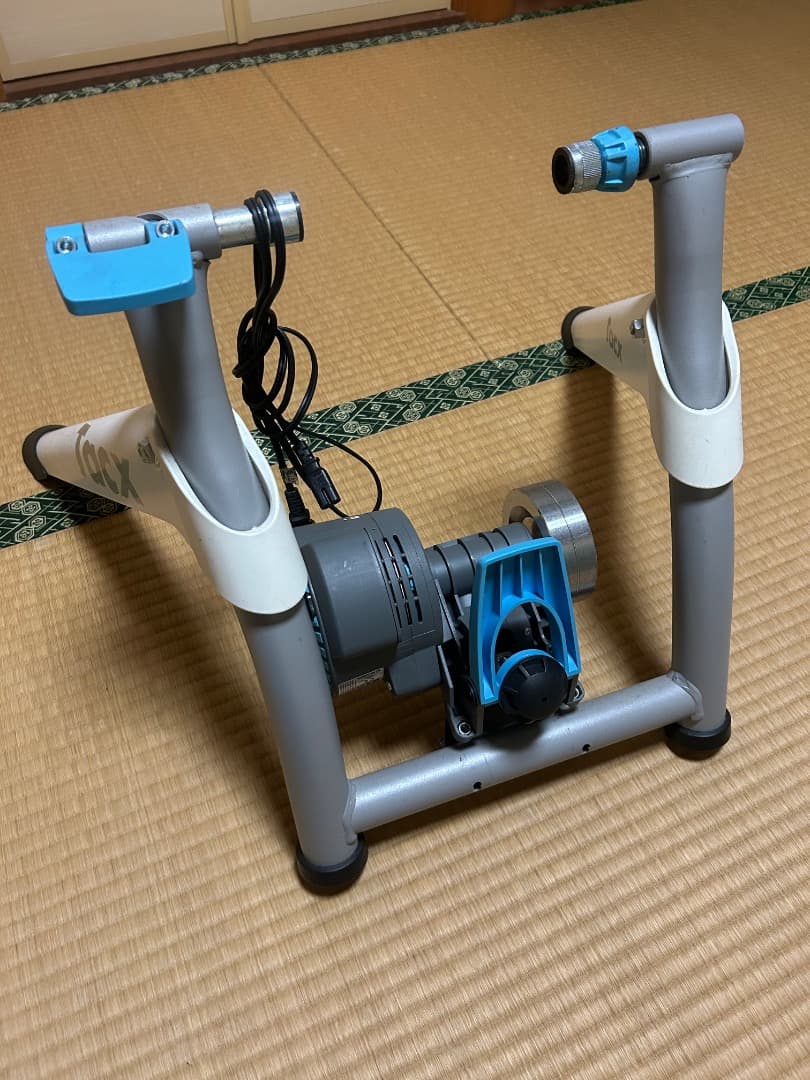 スマートローラー　Tacx Frow smart