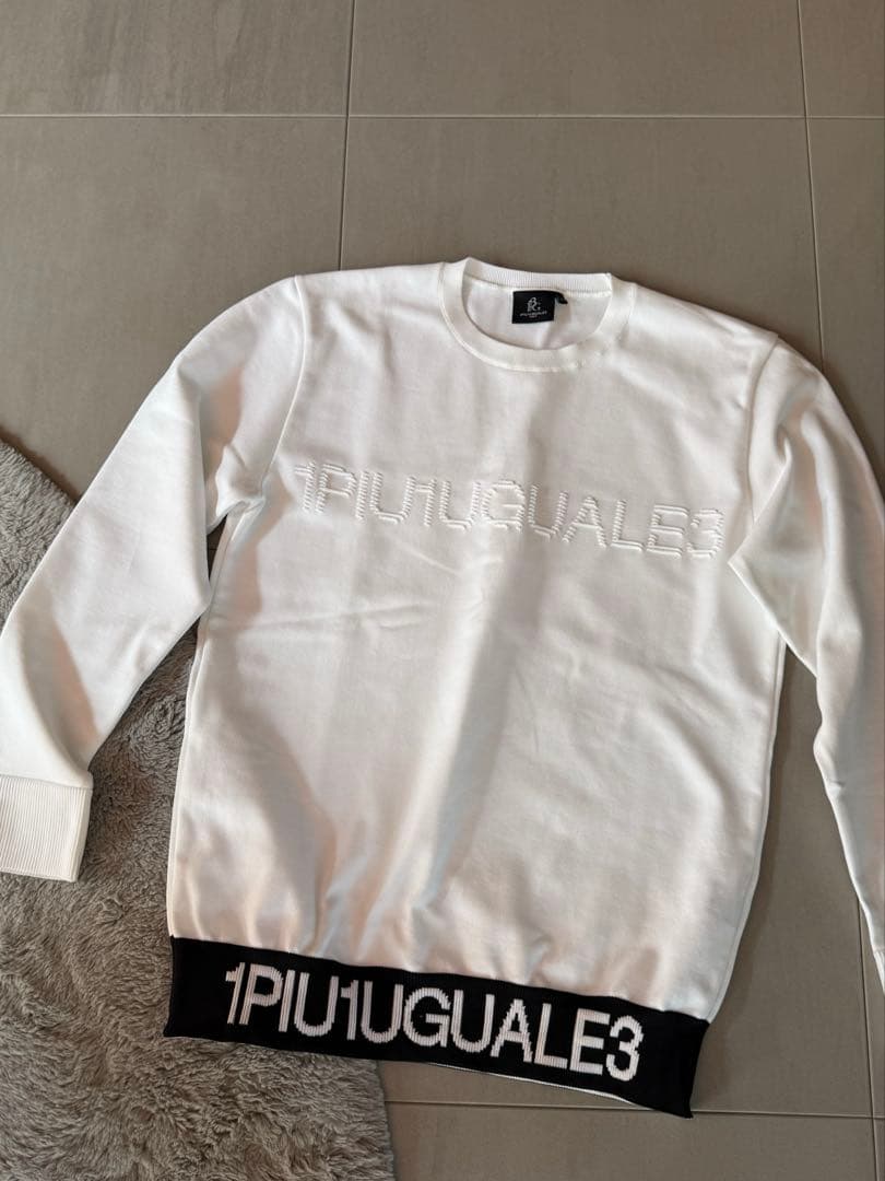 ウノピュウノウグァレトレ　ゴルフウェアトップス