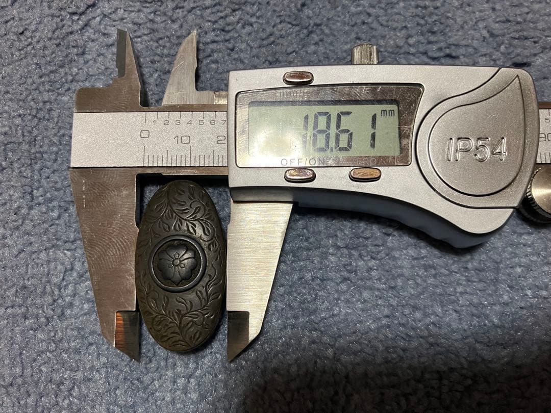 縁頭　剣片喰　時代物