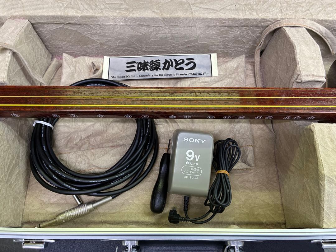 希少品　エレキ津軽三味線　夢絃21サイレント　　（三味線かとう）早い者勝ち