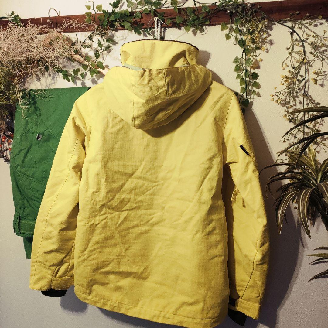 イエローとグリーンが可愛らしい！スキースノーボードに！ヘリーハンセン コールマン