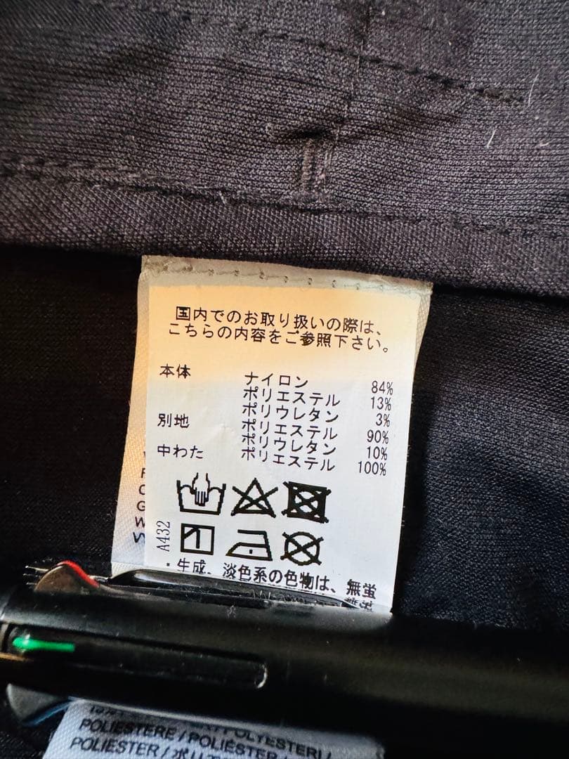 ジェイリンドバーグ　ブラック フルジップジャケット 中綿パネル付き　M