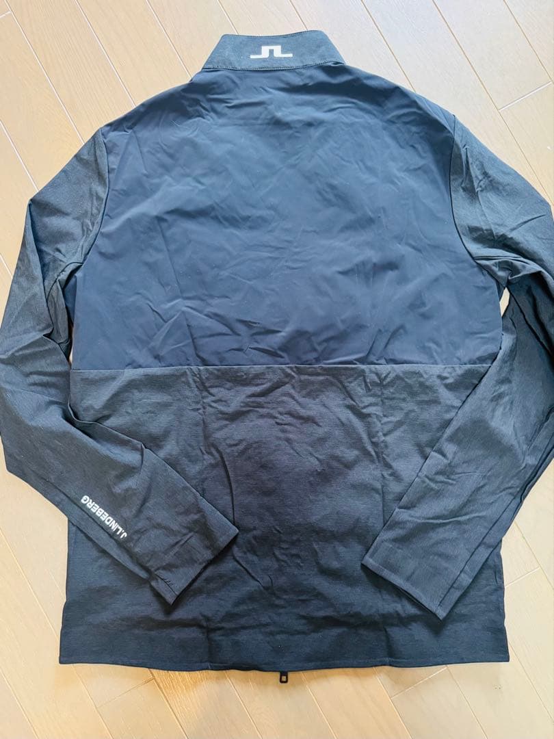 ジェイリンドバーグ　ブラック フルジップジャケット 中綿パネル付き　M