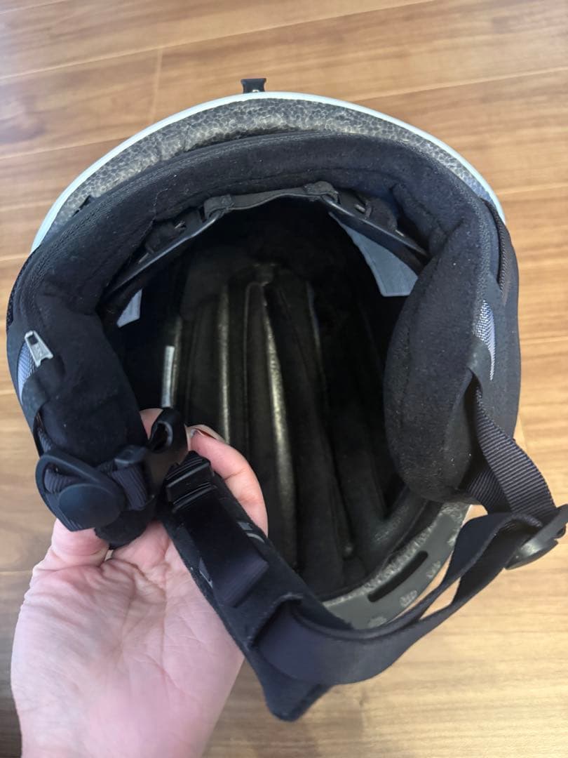 【海】スミシ　SMITH スキースノボヘルメットMAZE Lサイズ