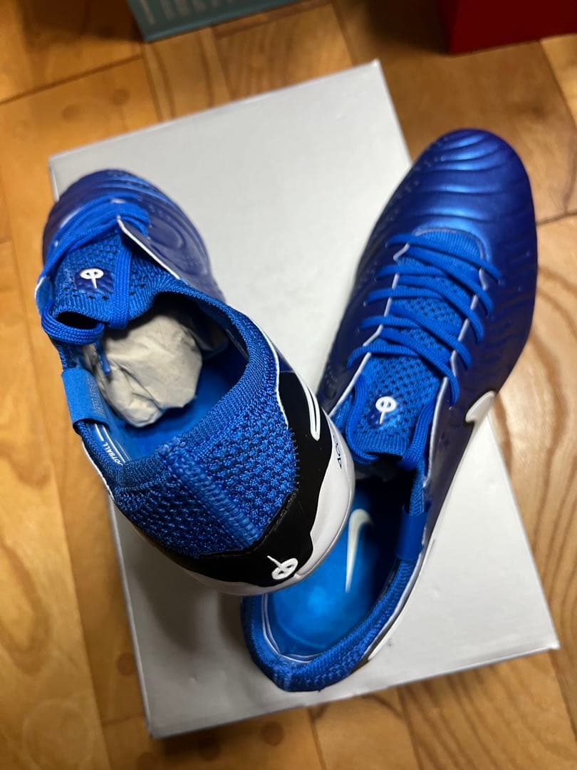 新品　大特価　ナイキ　ティエンポ　レジェンド10 エリート FG 25cm