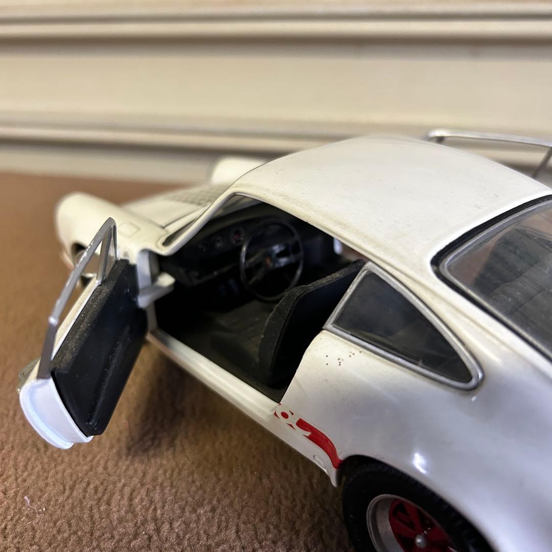 DB13★ミニカー★ オートアート製 1/18 スケール ポルシェ911 カレラ