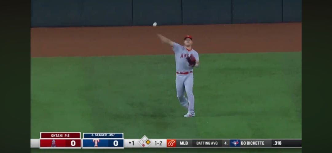 MLB 大谷翔平選手 対レンジャース戦 実使用球 マイクトラウト捕球