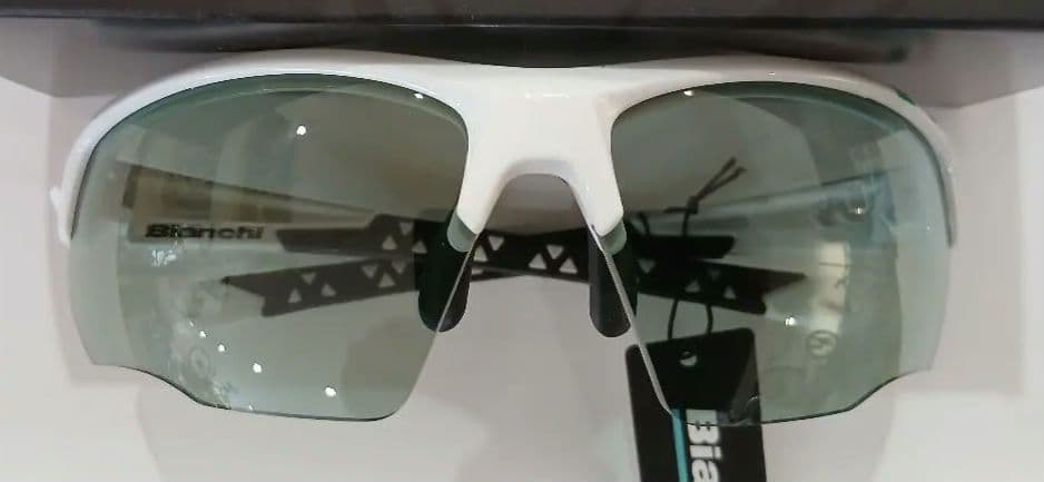 Bianchi サングラス　新品未使用　レア商品 　ホワイト
