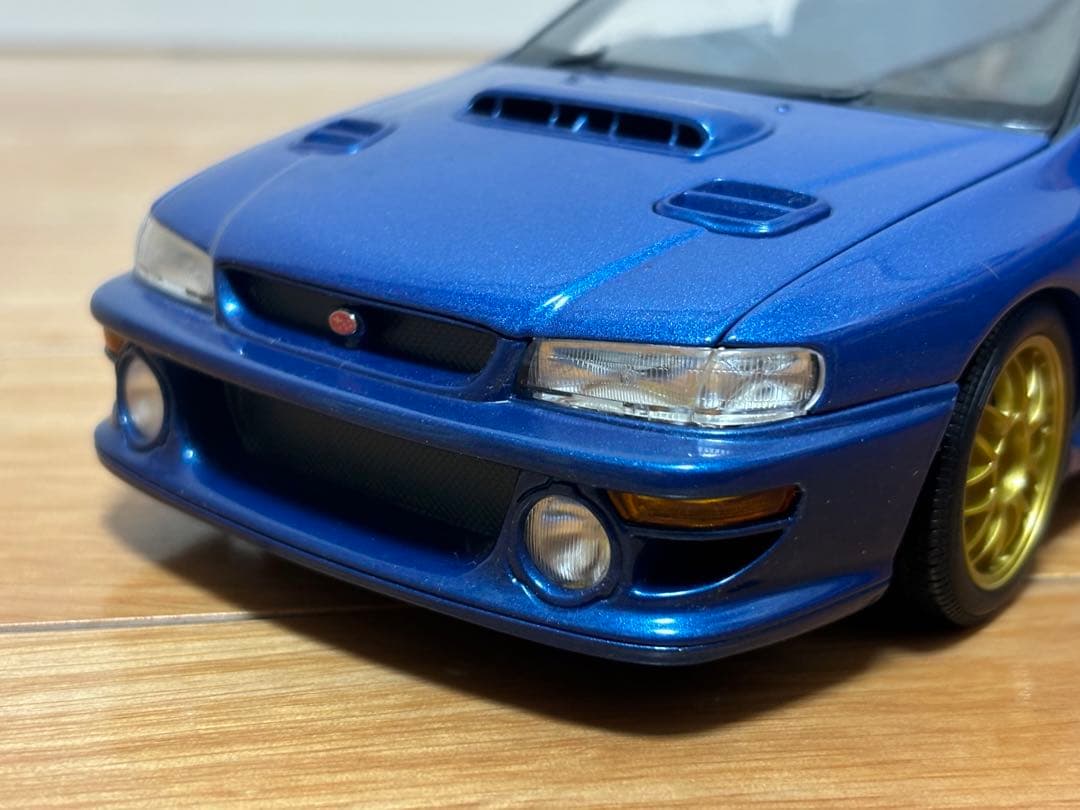 オートアート 1/18 スバル インプレッサ 22B ジャンク