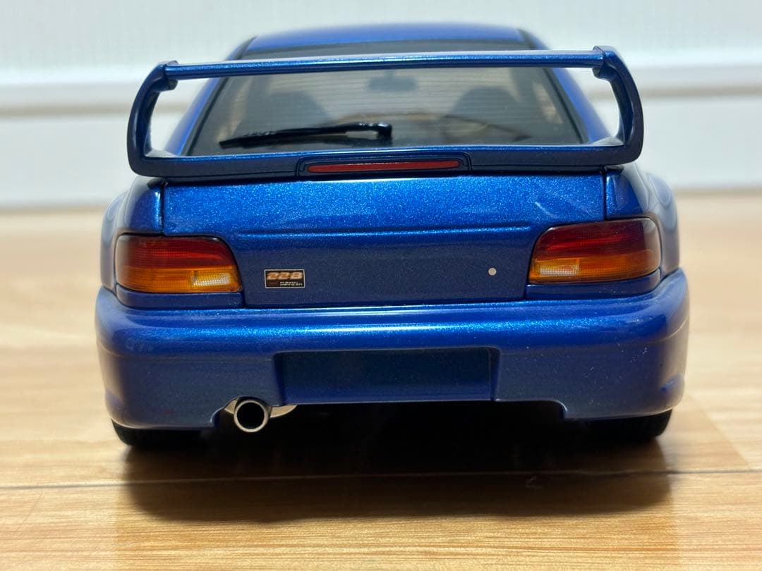 オートアート 1/18 スバル インプレッサ 22B ジャンク