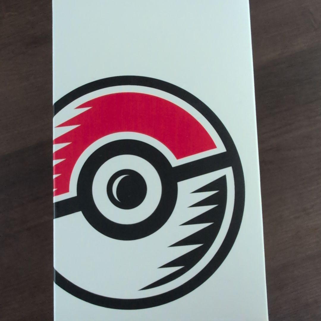 海外ポケセン限定ダブルデッキケース 灼熱のリザードン