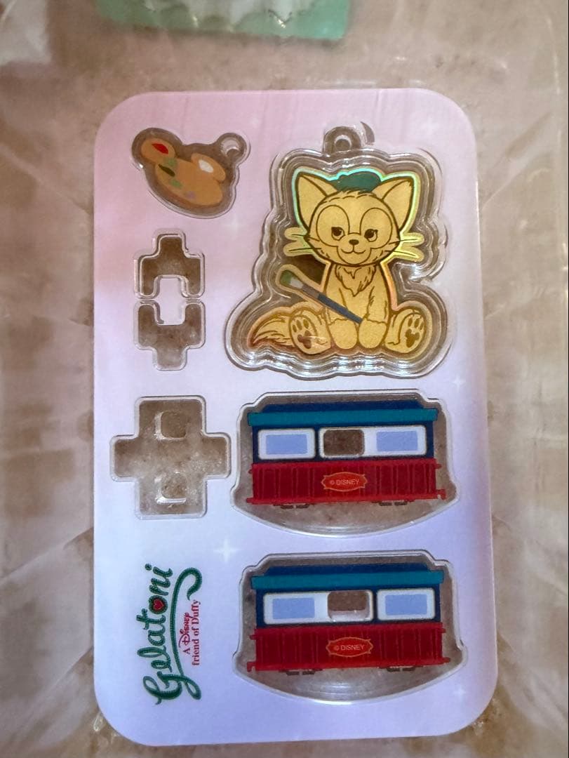 chow tai fook ジェラトーニ　アクキー　アクスタ　ブラインド　香港