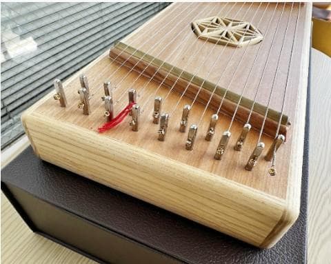 美品 真琴 16弦 専用ケース付き　ヒーリング　神具　真麻