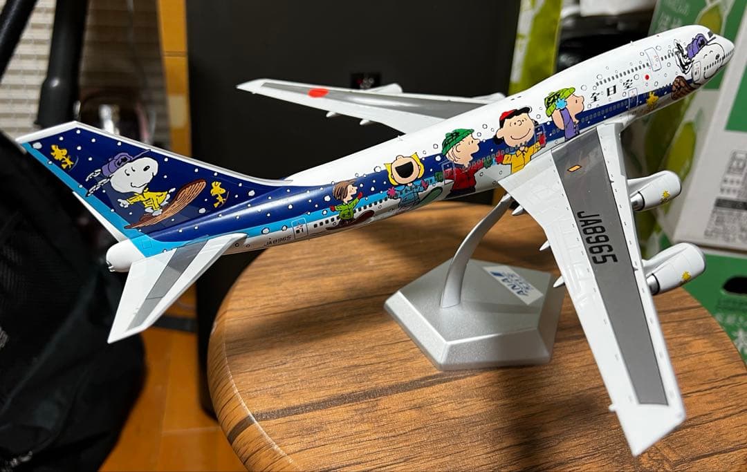 航空機・ヘリコプター SQ wings Boeing747-400 JA8965 1:200