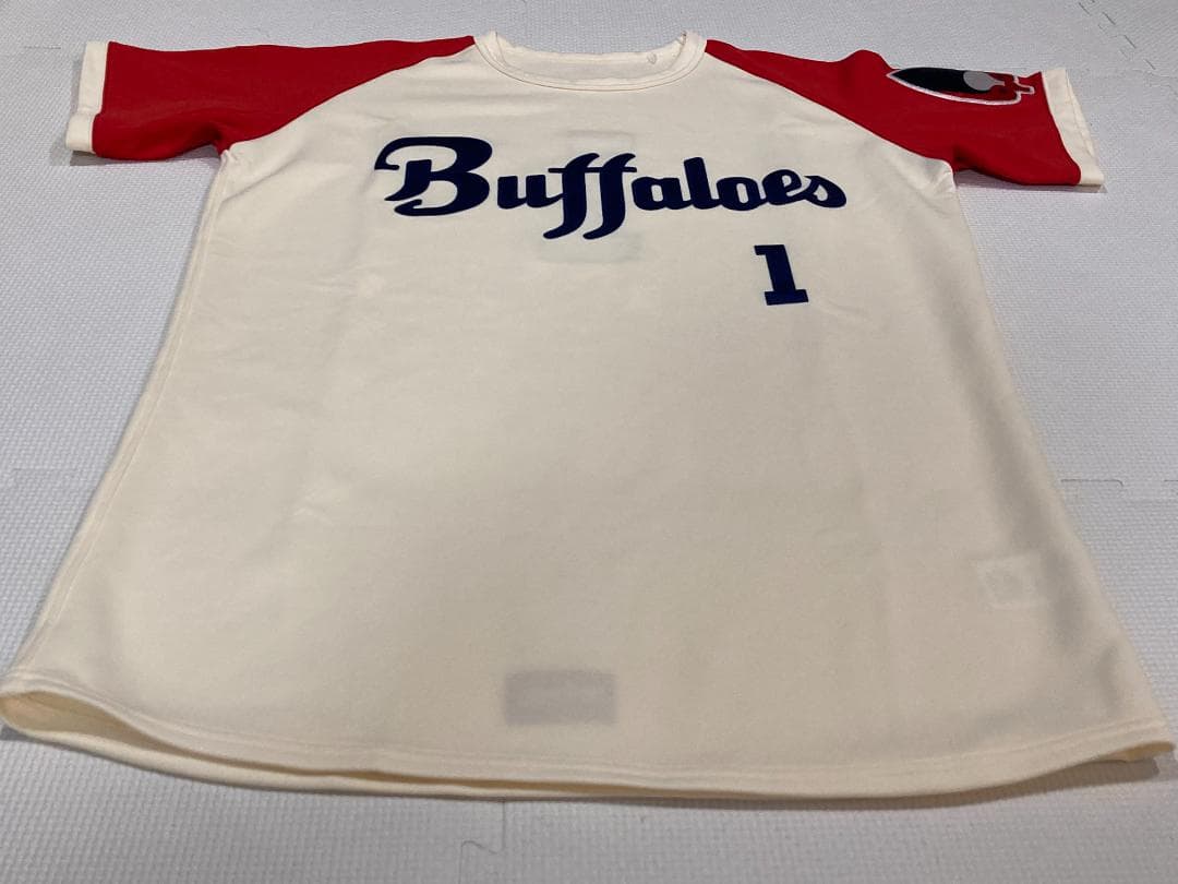 近鉄バファローズ　鈴木啓示 選手　背番号１　ユニフォーム