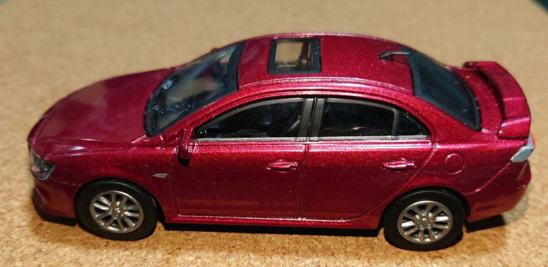三菱海外仕様 ギャランフォルティス メタリックレッド ミニカー