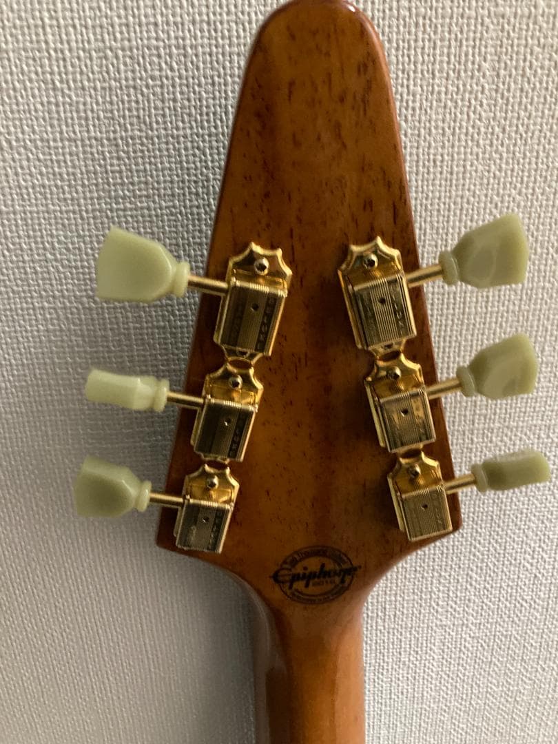 Epiphone コリーナ フライングV