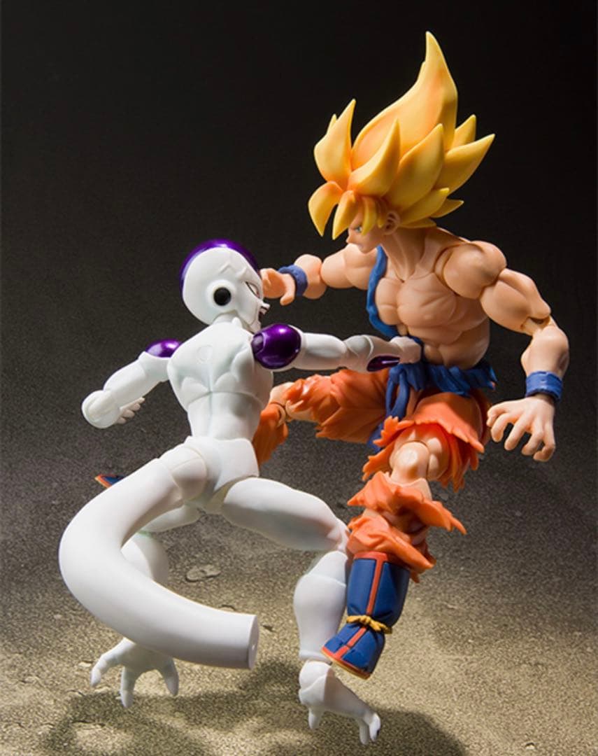 S.H.F スーパーサイヤ人孫悟空 超戦士覚醒Ver フリーザ 最終形態-復活-