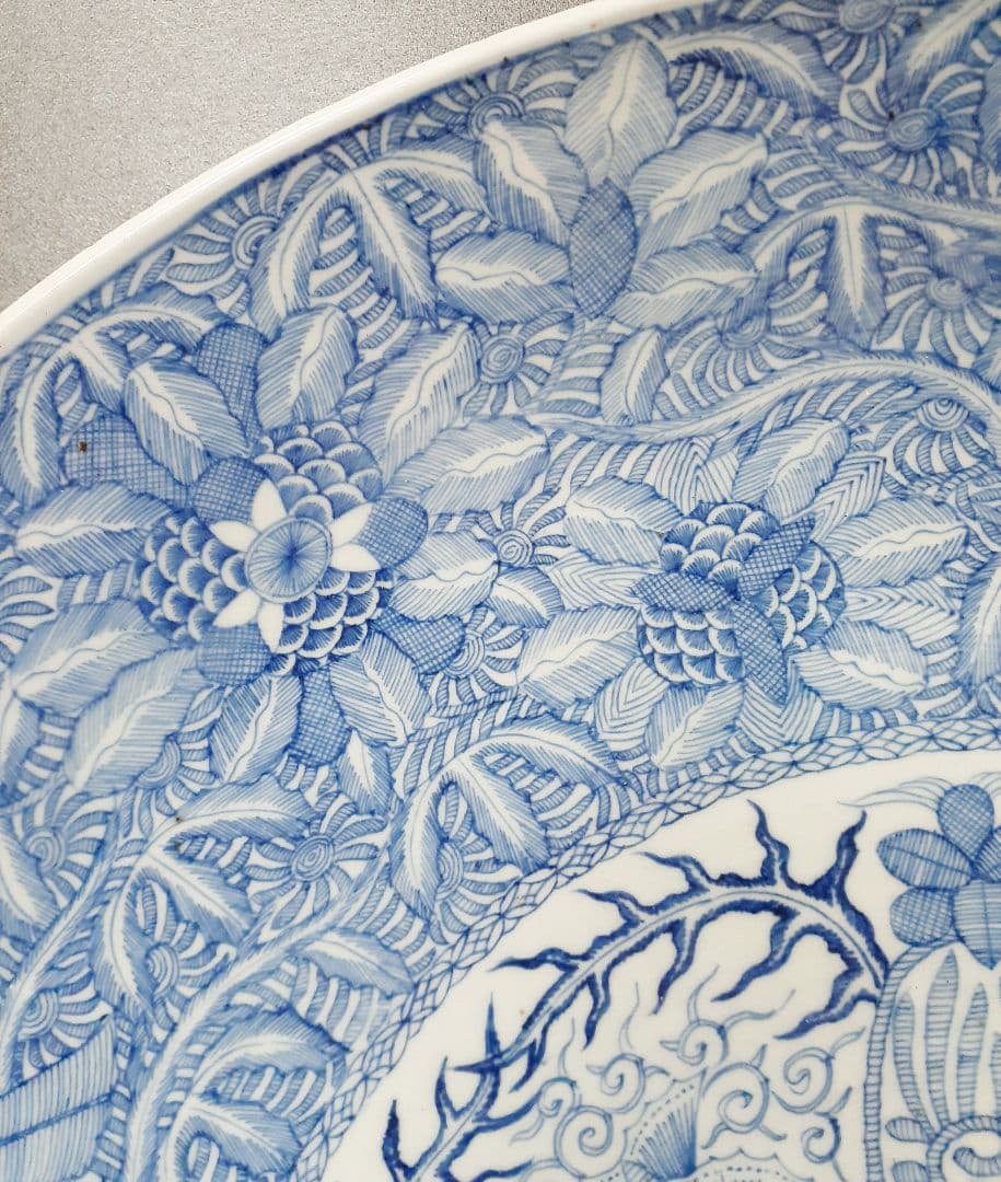 【美術館級の逸品❗】江戸時代　古伊万里染付　鳳凰花散　56.4cm大鉢　完品❗️