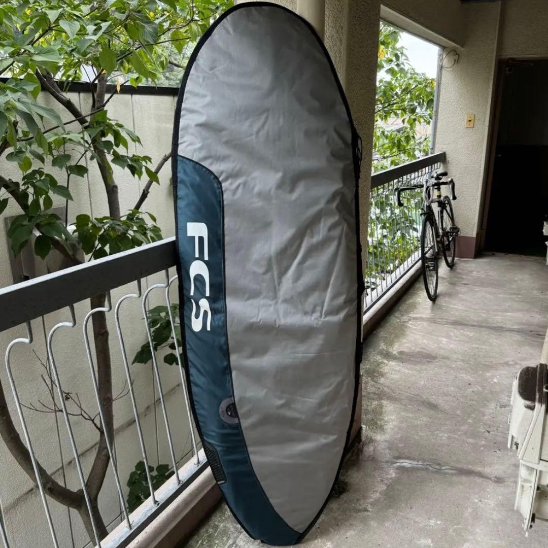 COLE 『Praying Mantis』ショートボード・フィン・ケースセット