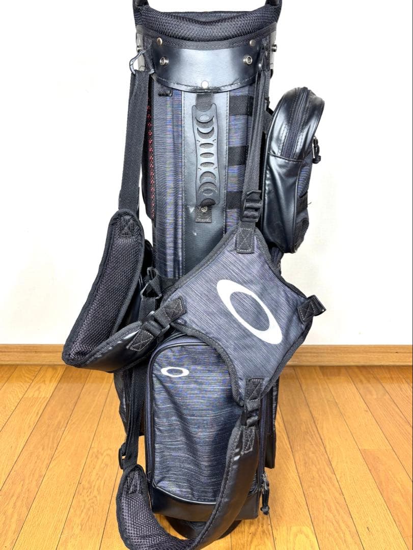 【OAKLEY RED CODE】キャディバッグ フード付き　オークリー　ゴルフ