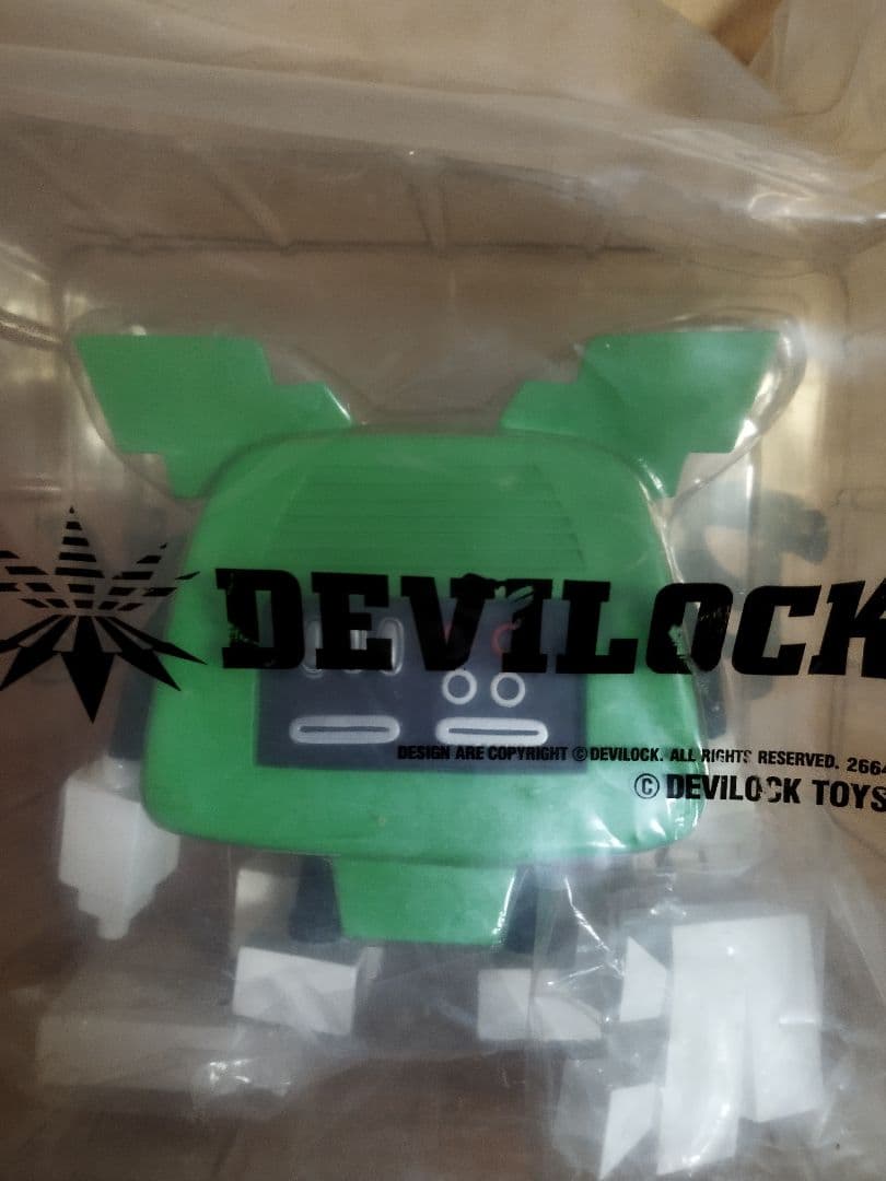 匿名配送無料　未開封品　DEVILLOCK PALMBOY オレンジ　グリーン