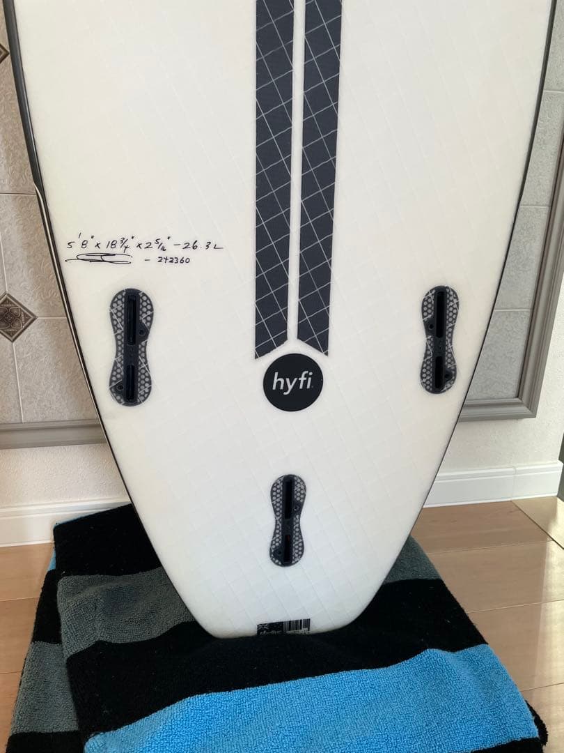 【送料無料】【美品】JSサーフボード　モンスタボックス2020　5.8