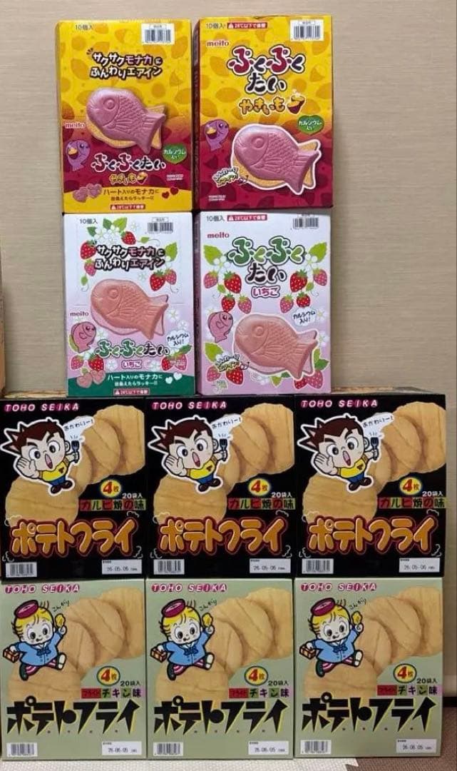 ☆格安☆ ①大量お菓子　ポテトフライ、ぷくぷくたい、やんぐドーナツ　まとめ売り