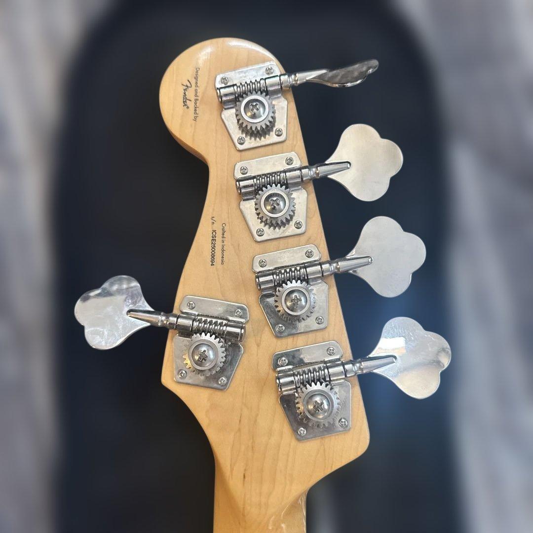 SQUIER 5弦ベース　美品