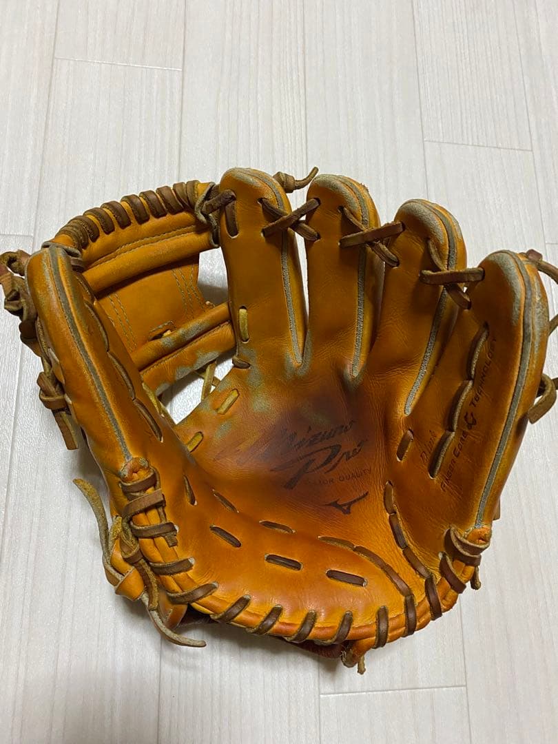 匿名発送　　ミズノプロ軟式内野手用グローブ