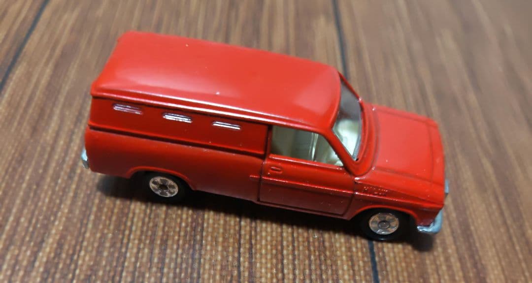 ＃昭和＃トミカ 赤 ミニカー モデル64