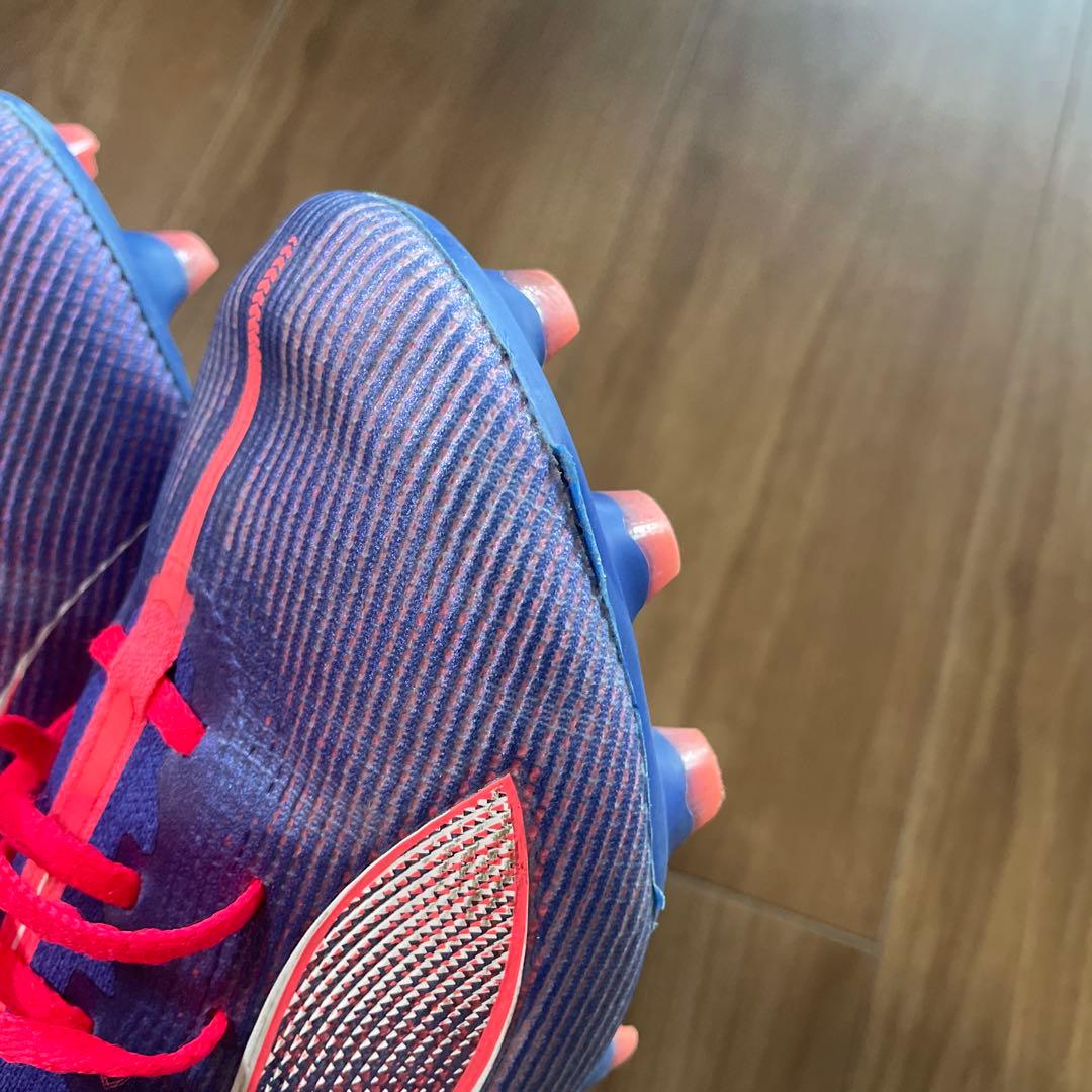 青紫色 サッカーシューズ・スパイクPUMA