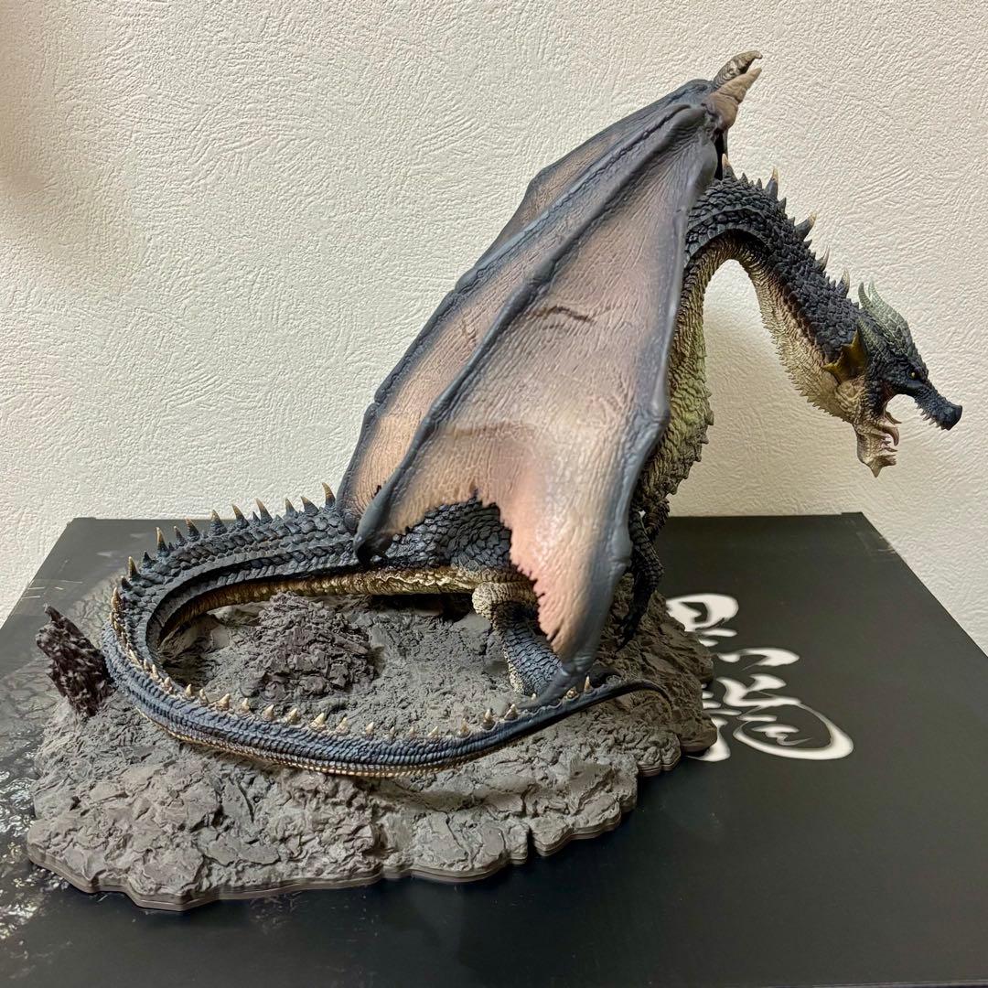 モンハン　ミラボレアス　クリエイターズモデル　フィギュア