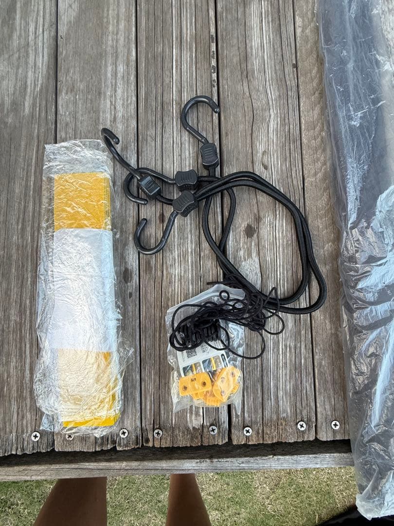 MOGIC キャンプテント 黒 メッシュ窓付き