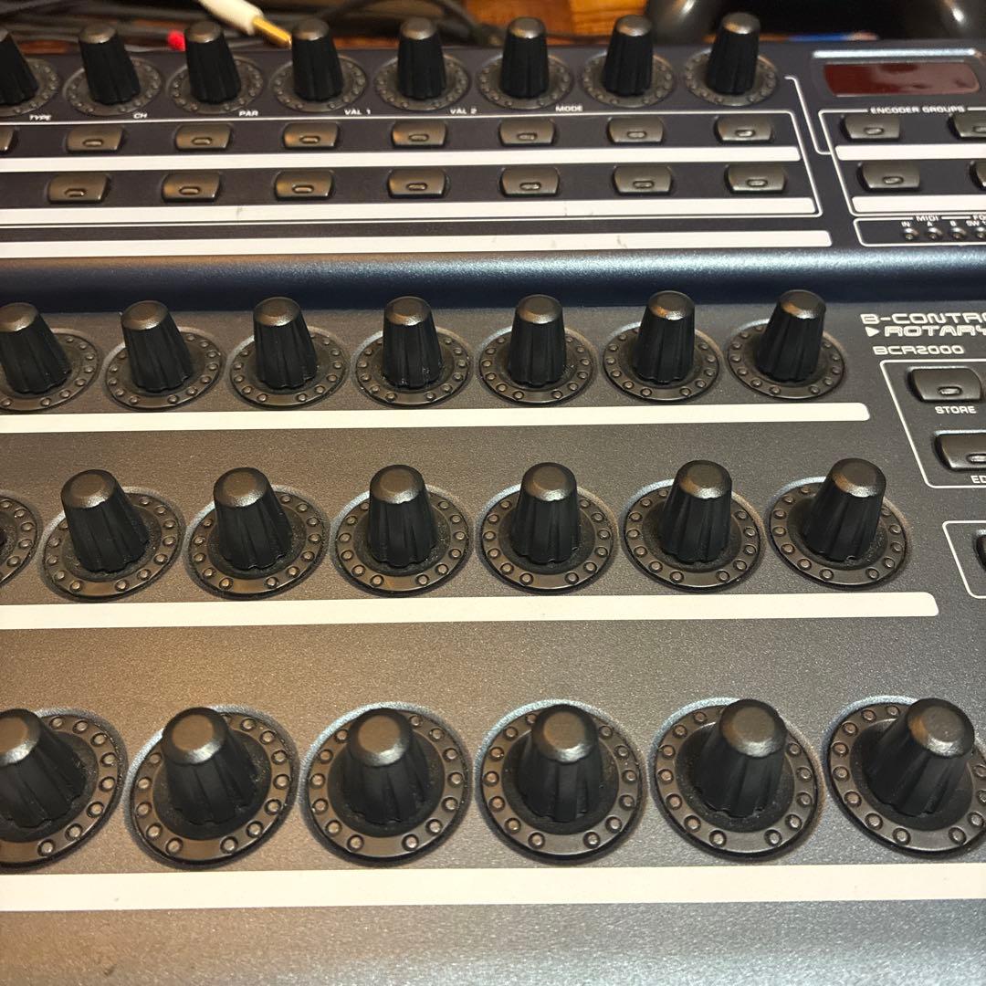 BEHRINGER BCR2000 USB/MIDIコントローラー