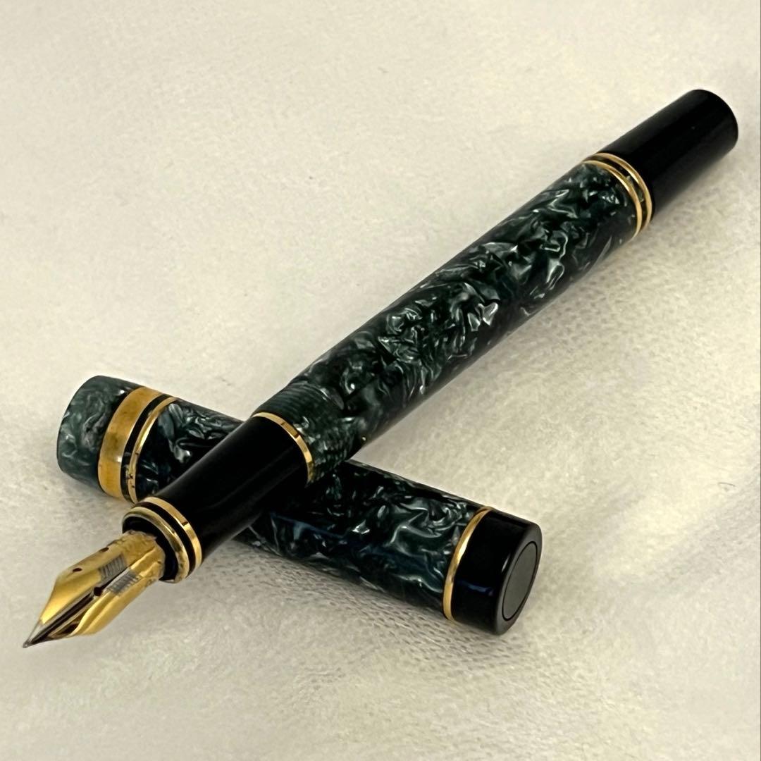 [希少NHK刻印]PARKER デュオフォールド　k18 マーブルグリーン