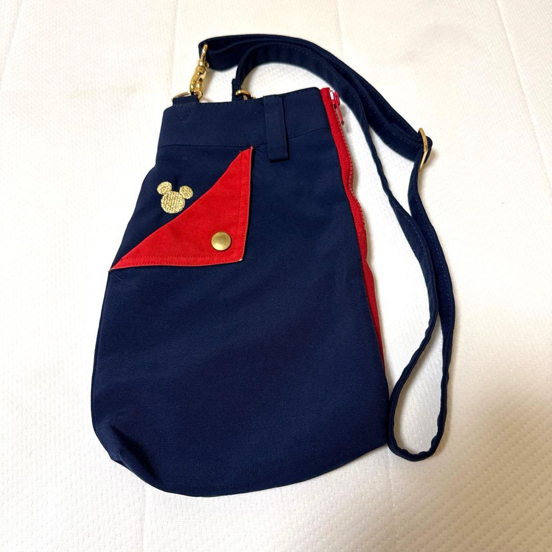 ディズニー サーキュレーティングスマイル ショルダーバッグ ノーチラスギフト