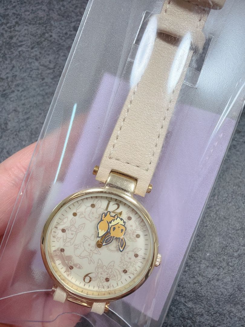 未開封 ポケモン イッツデモ イーブイ 腕時計 革ベルトウォッチ