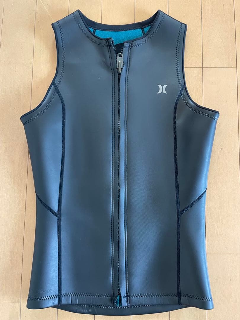 Hurley ハーレー　タッパー Lサイズ