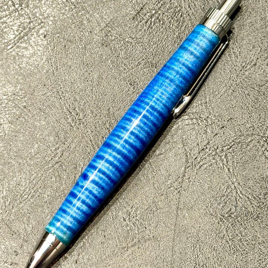 木軸ペン　ラッカー仕上げ　楽器　ギター 青