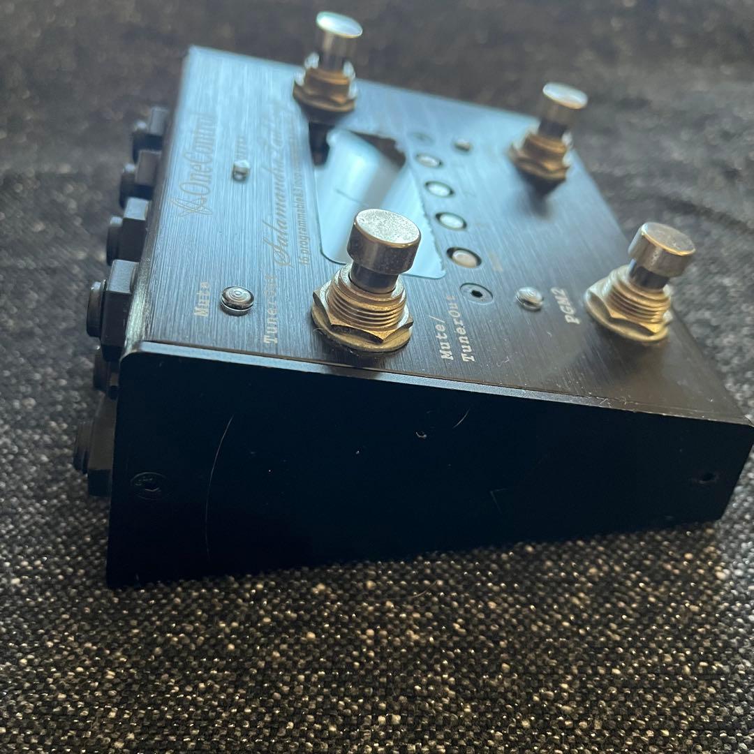 Salamandra Tail Loop プログラマブルスイッチャー