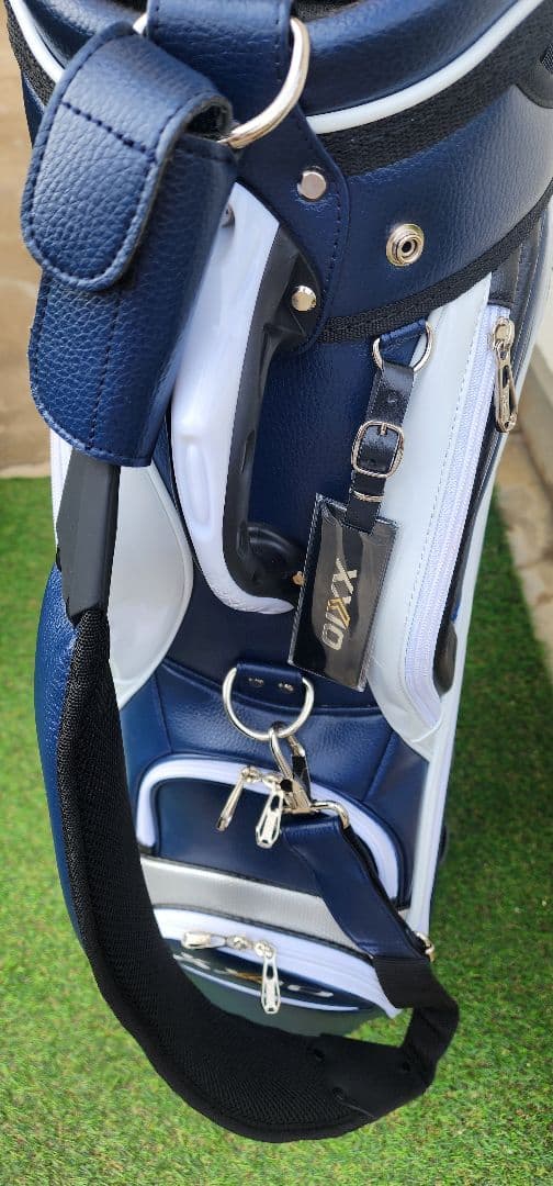 【超美品】XXIO キャディバッグ ネイビー/ホワイト