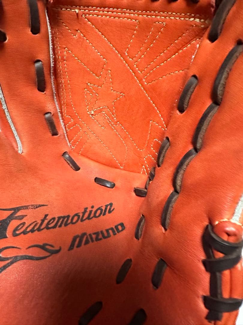 【最終値下げ】Mizuno Featemotion 左グローブ　投手用