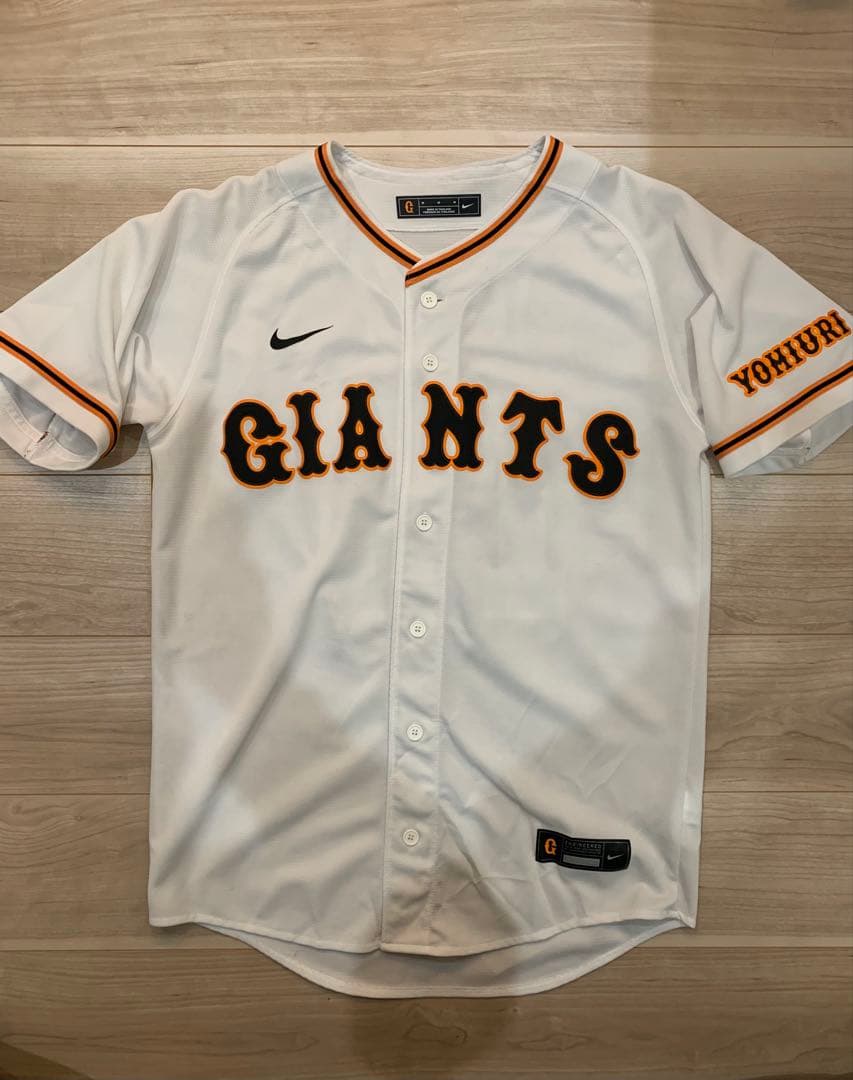 巨人　大勢選手　直筆サイン　ユニフォーム　Mサイズ