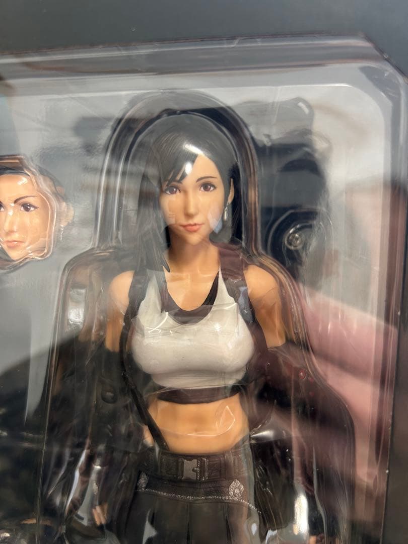 PLAY ARTS改 ティファ・ロックハート 「ファイナルファンタジーVII …