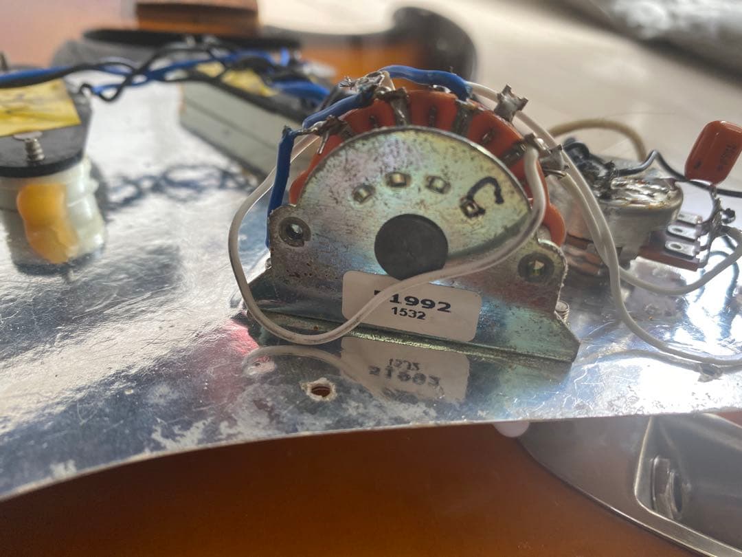 ギター FERNANDES The Revival, R S T Series.