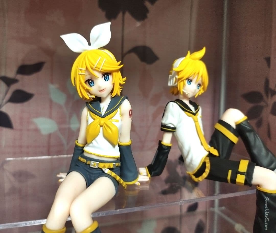 【即購入⭕】フリューくじ　ヌードルストッパー　フィギュア　鏡音レン 鏡音リン